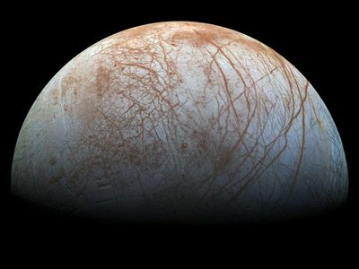 Europa, a PET I moon with an ice-capped ocean thought to lie above a rocky mantle.