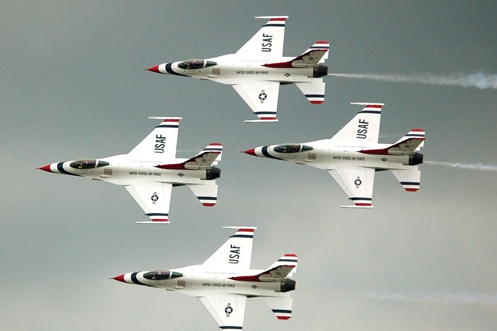 Thunderbird Diamond Formation at the 2009 Dayton Air Show