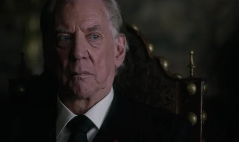 Donald Sutherland stars as John Paul Getty.