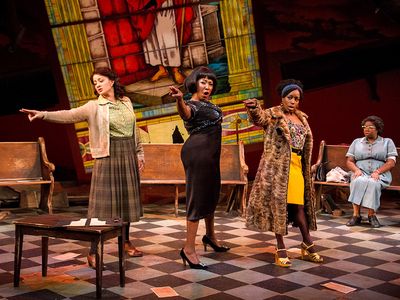 From left to right: Toni L. Martin (Sephronia), Harriett D. Foy (Nina Simone), Felicia Curry (Sweet Thing) and Theresa Cunningham (Sarah) in Nina Simone: Four Women, running November 10-December 24, 2017 at Arena Stage at the Mead Center for American Theater.
