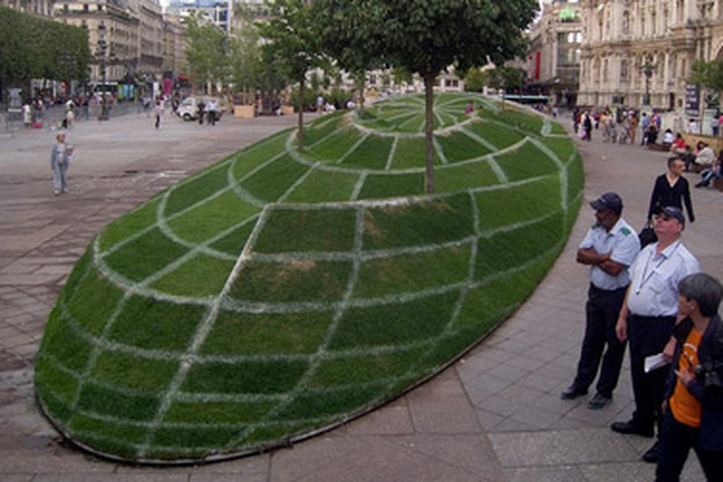 The Anamorphose