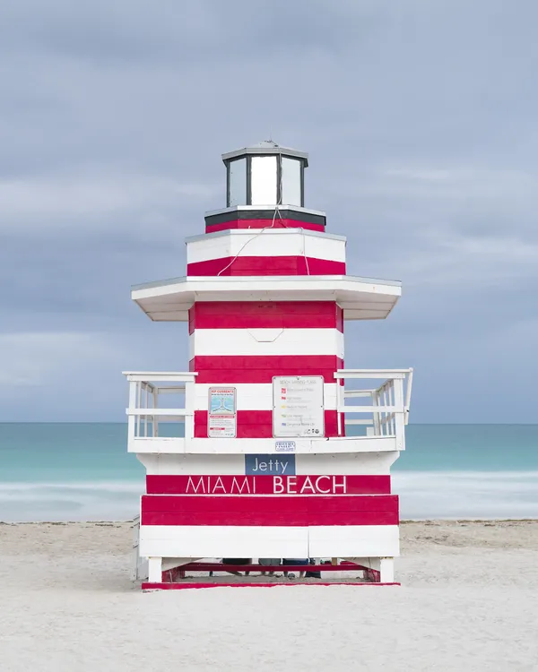 Lifeguard tower Jetty (Miami Beach, FL) thumbnail