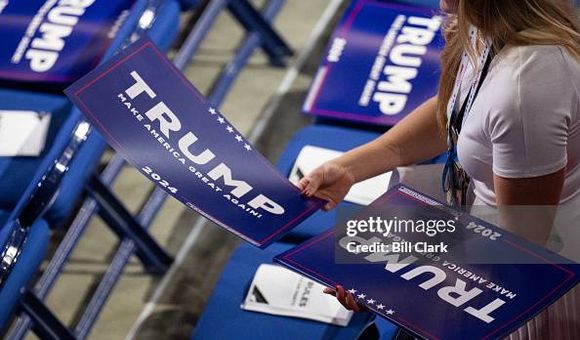 2024 Republican National Convention signs