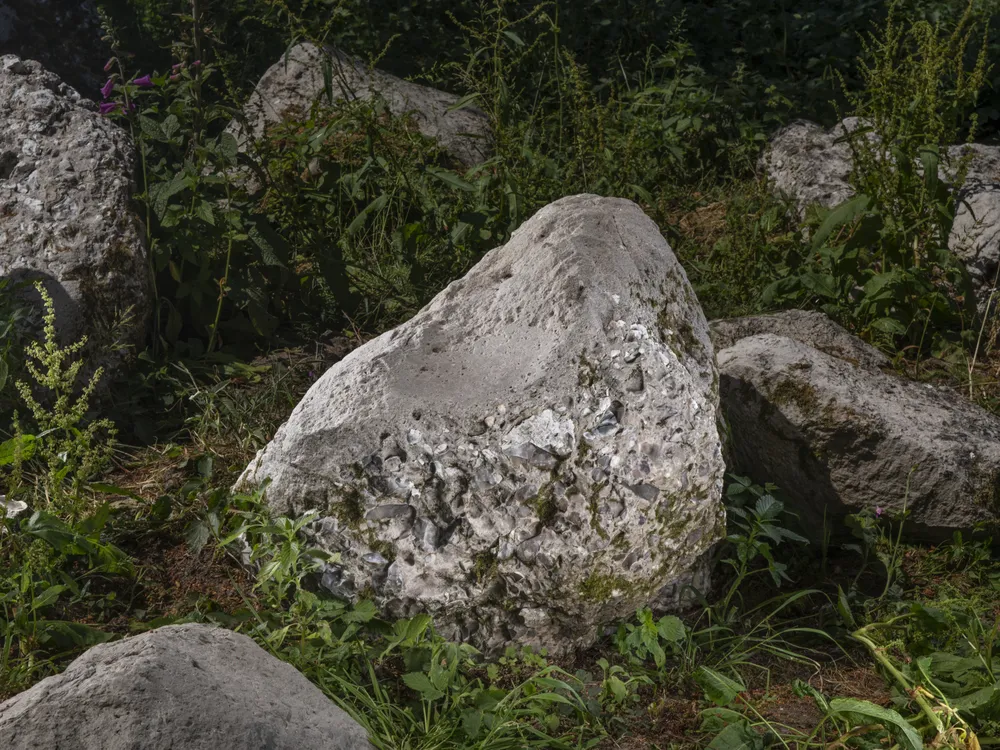 Polishing stone