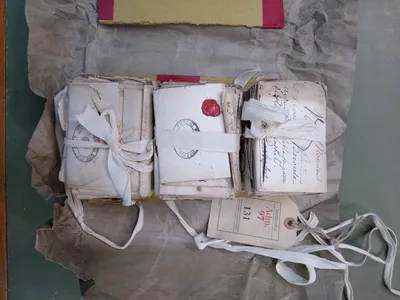 Sealed French Love Letters Read for the First Time in 265 Years image