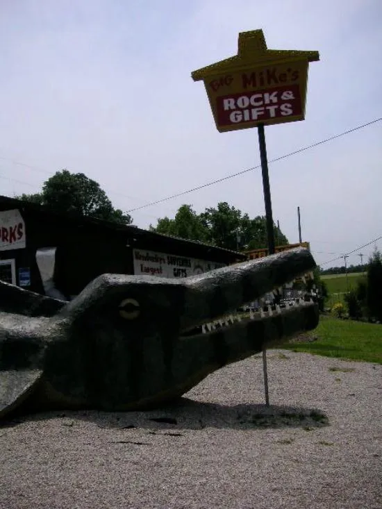 Best of the Worst Roadside Dinosaurs