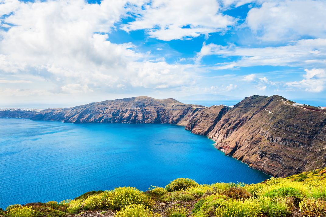 Hiking trail along the clifftops of Santorini