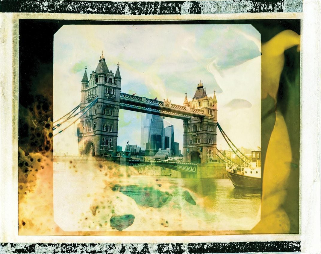 When you think of London, it’s difficult not to envision the iconic Tower Bridge. On my walks into the city, I would start by following the  Thames from our flat in Bermondsey. Seeing historic landmarks like Tower Bridge or St. Paul’s Cathedral gave me a 