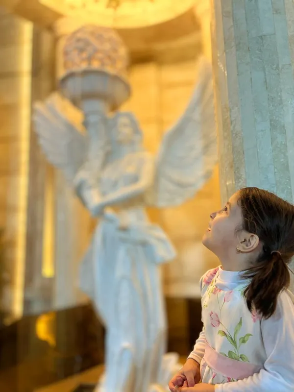 The girl and the angel thumbnail