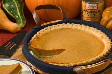 Libby’s continues to fiercely compete with pumpkin pie peddlers Borden’s, Snowdrift and Mrs. Smith’s for a place on the Thanksgiving table.