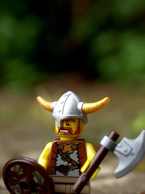 2013082211502608_22_2013_lego-viking.jpg