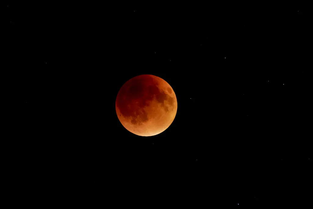 red-colored moon