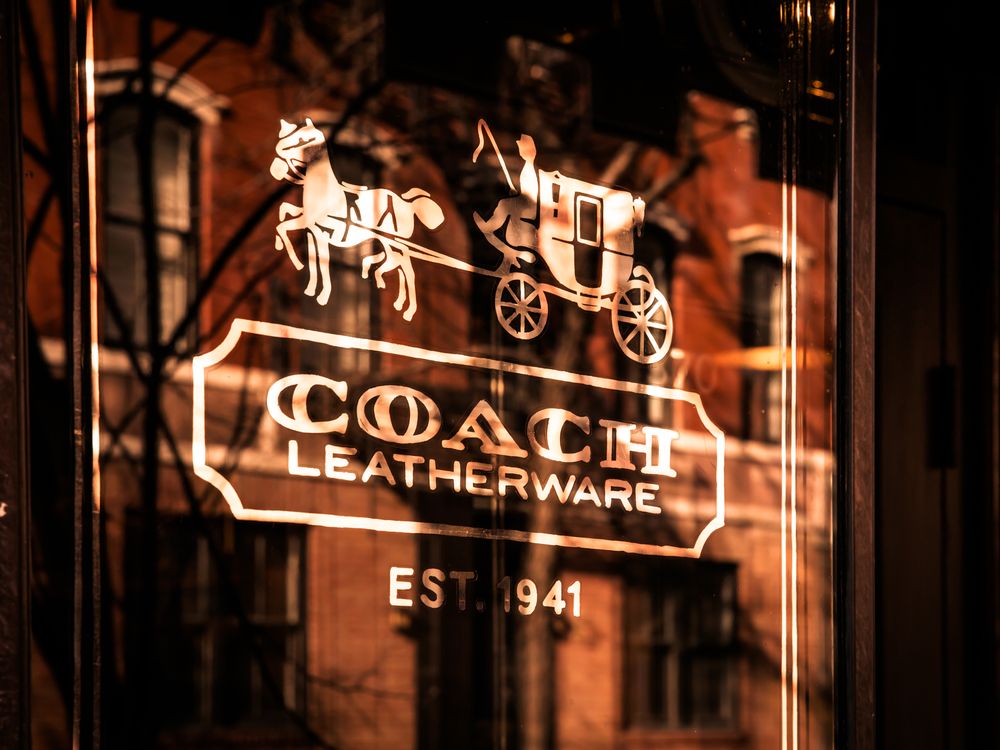 Coach_Bleecker_Street,_372-374_Bleecker_street,_New_York,_NY_10014,_USA_-_Jan_2013_A.JPG