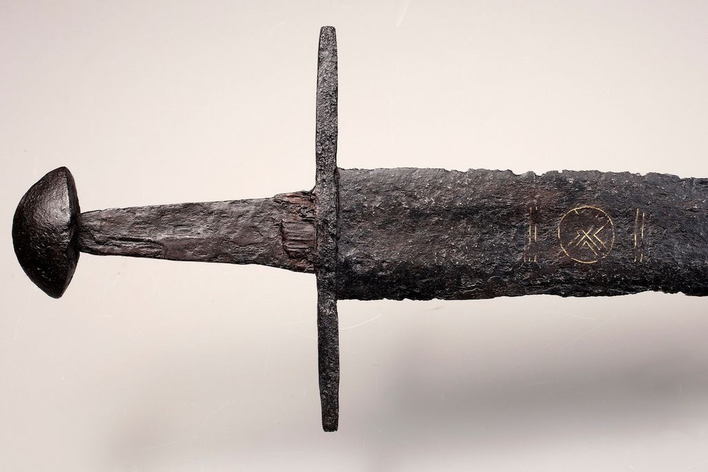hilt