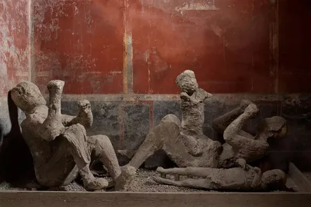 Four plaster casts from the House of the Golden Bracelet were made in 1974.
