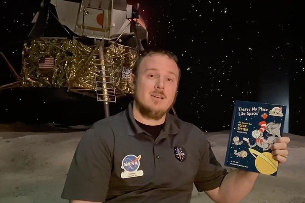 Kennedy Space Center main.jpg