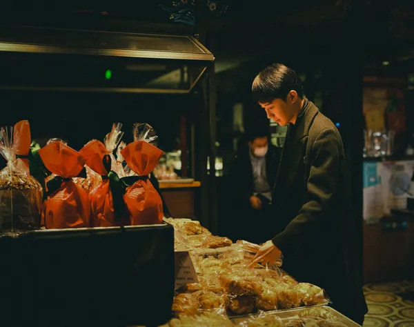 Street Moment thumbnail