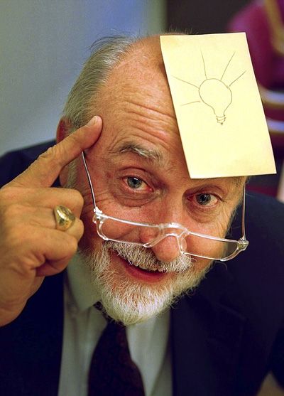 fry-lightbulb-on-forehead1.jpg