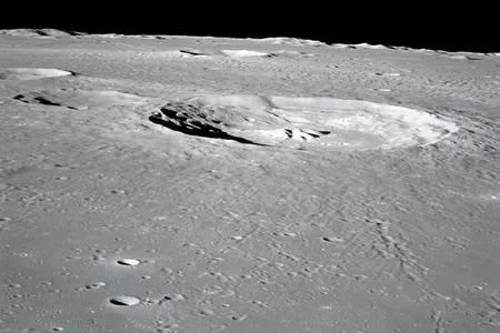 The Bullialdhus Crater. It looks little, but it ain’t.