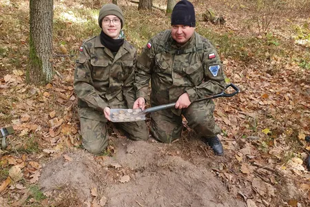 Father-and-son duo&nbsp;Sławomir and Szymon Milewski discovered the coins while searching for an ancient road.