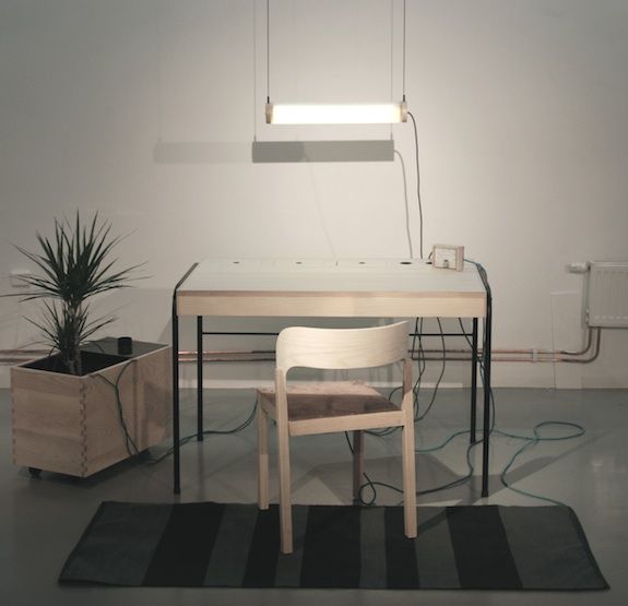 Eddi Tornberg’s self-powering desk