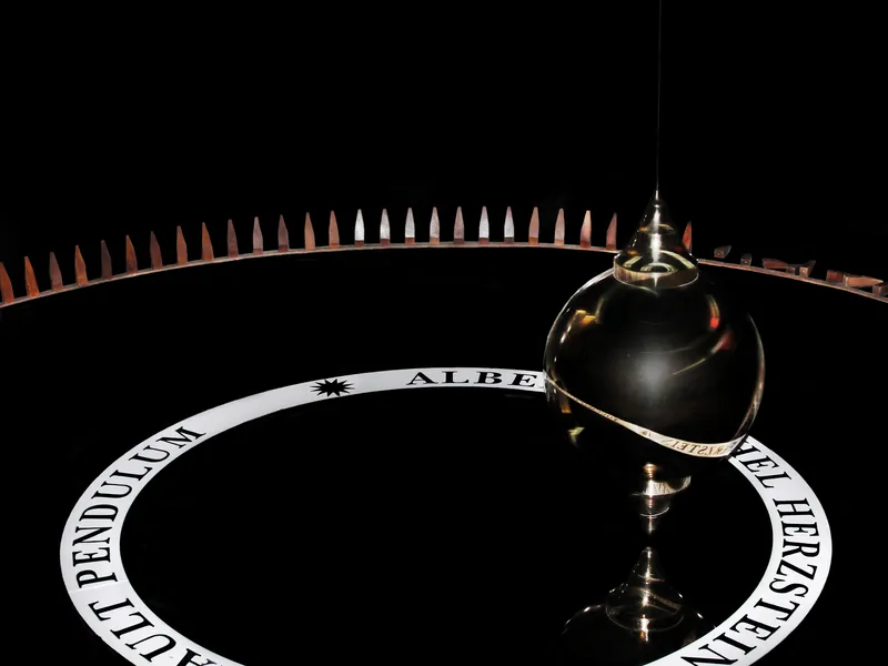 The Foucault Pendulum at the Houston Museum of Natural Science