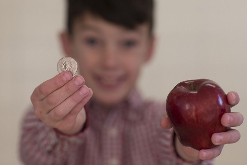Kid with apple