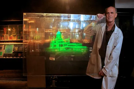 Known as Dr. Laser, Jason Sapan has been running the Holographic Studios in NYC since 1979. 