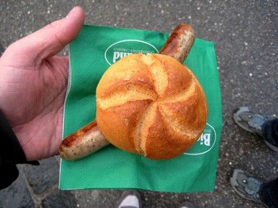 20110520090143bratwurst-400x300.jpg