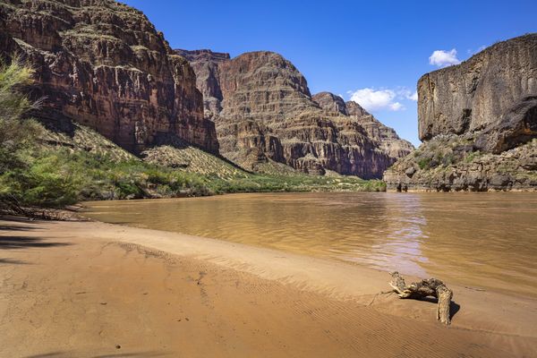 Colorado River shoreline in the middle of the Grand Canyon thumbnail