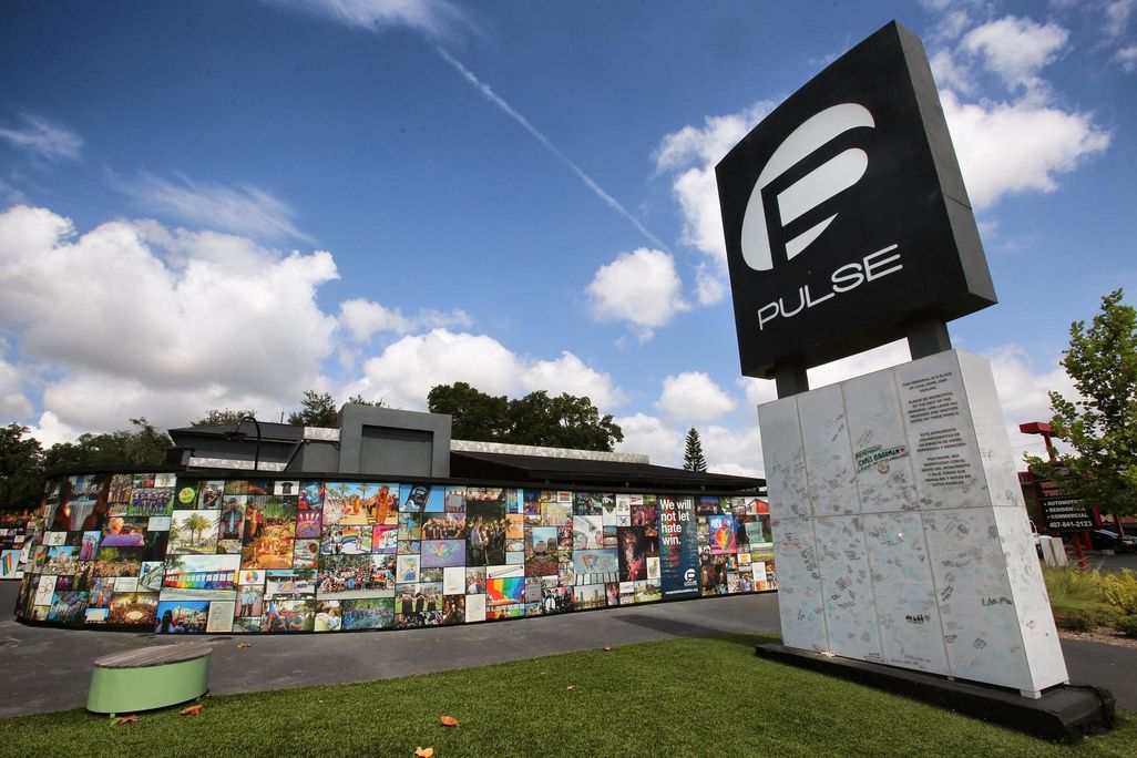 Interim memorial in front of Pulse nightclub