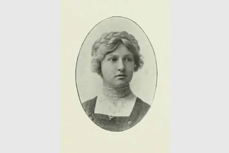 Sepia portrait of Sallie E. Pero from the chest up.