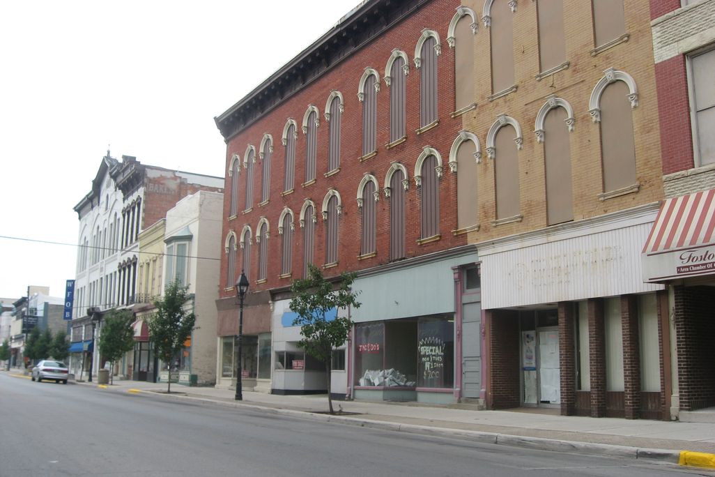 Downtown_Fostoria.jpg