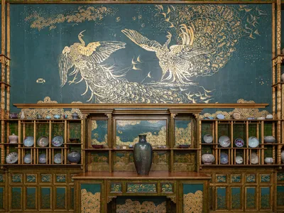 The peacock mural in James McNeill Whistler&#39;s Peacock Room,&nbsp;as seen in the 2022 exhibition&nbsp;&ldquo;The Peacock Room Comes to America&rdquo;