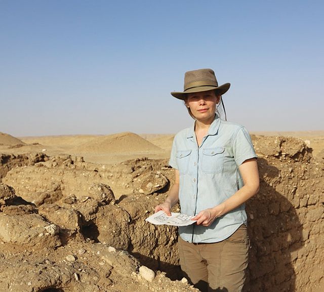 Egyptologist Jacquelyn Williamson on site at Tell el-Amarna. Williamson will lead an all-day seminar for Smithsonian Associates on April 10 examining the site's latest discoveries.