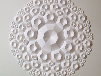 “Enneagon” features repeating crystalline-like shapes. “You think you understand a pattern, but if you zoom out or change your perspective, it changes,” Shlian says. Created in 2015, measures 48 x 48 inches.