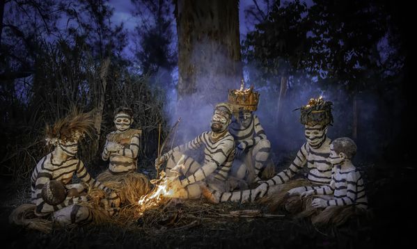 Insect Hunters of the Narku Tribe thumbnail