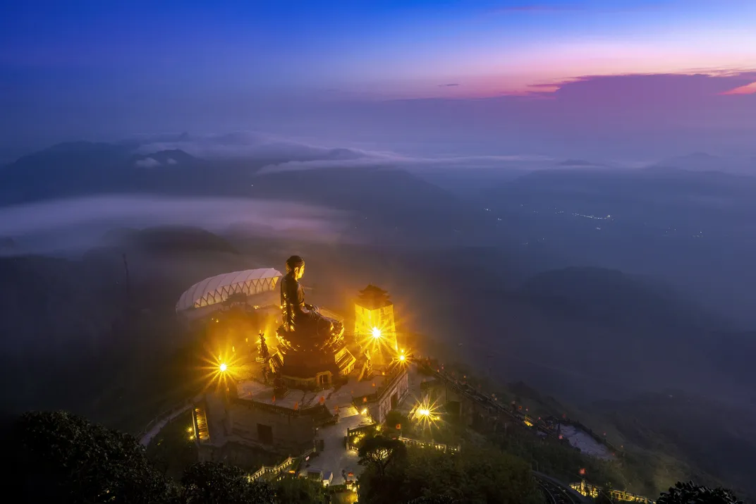 Sunrise over Mount Fansipan | Smithsonian Photo Contest | Smithsonian