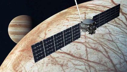 NASA Launches Europa Clipper to Search for Signs of Life on Jupiter&rsquo;s Moon