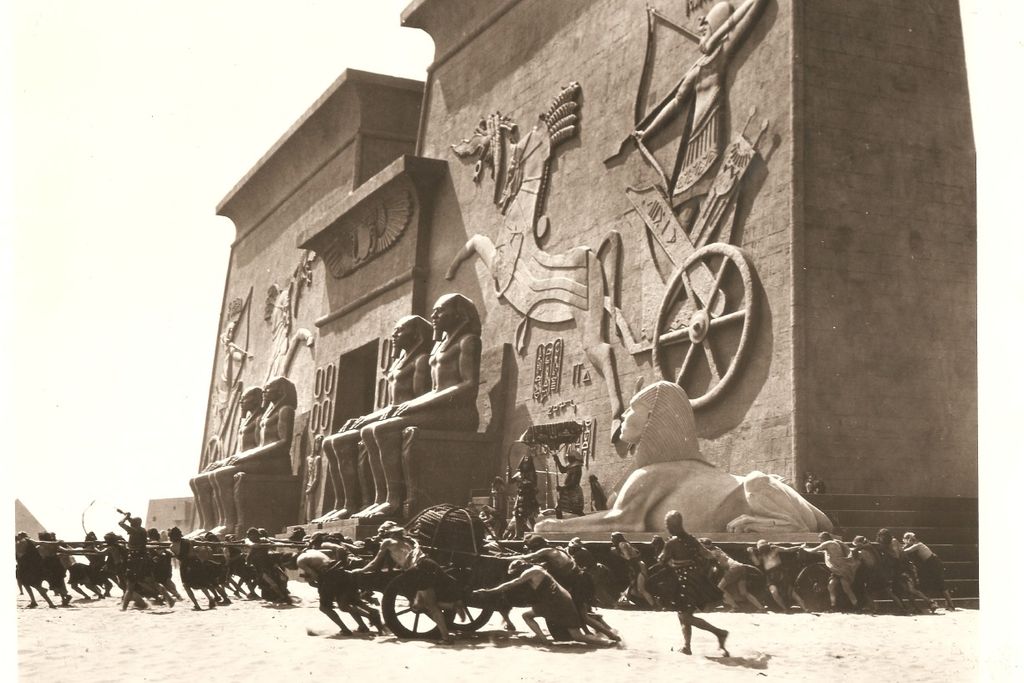 DeMille Ten Commandments temple