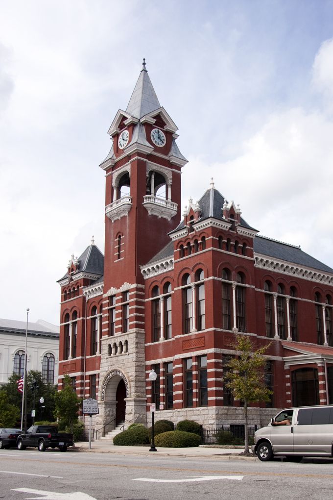 Historic county courthouse on Main Street in Wilmington, NC, dating ...