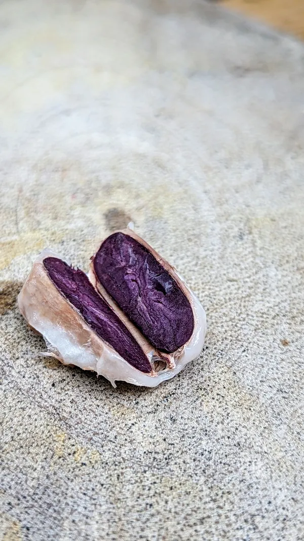 Chocolate shows its true colors thumbnail