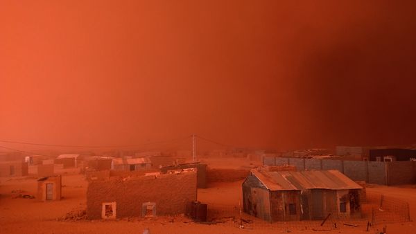 Sandstorm hitting our camp 3 thumbnail