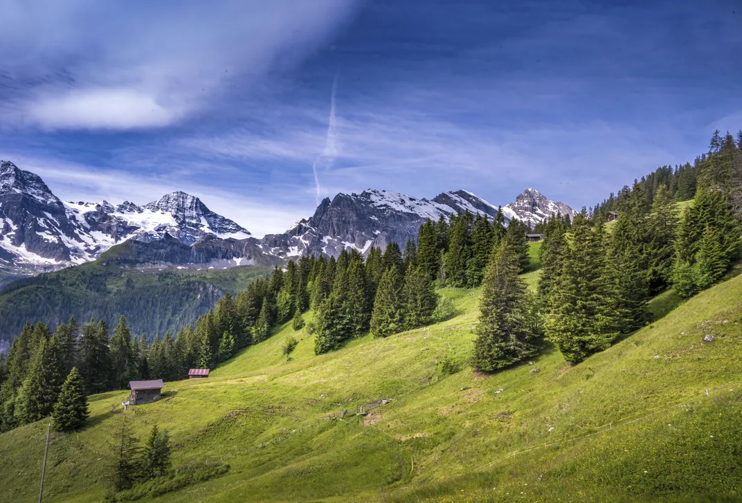 North Loop trail outside of Wengen