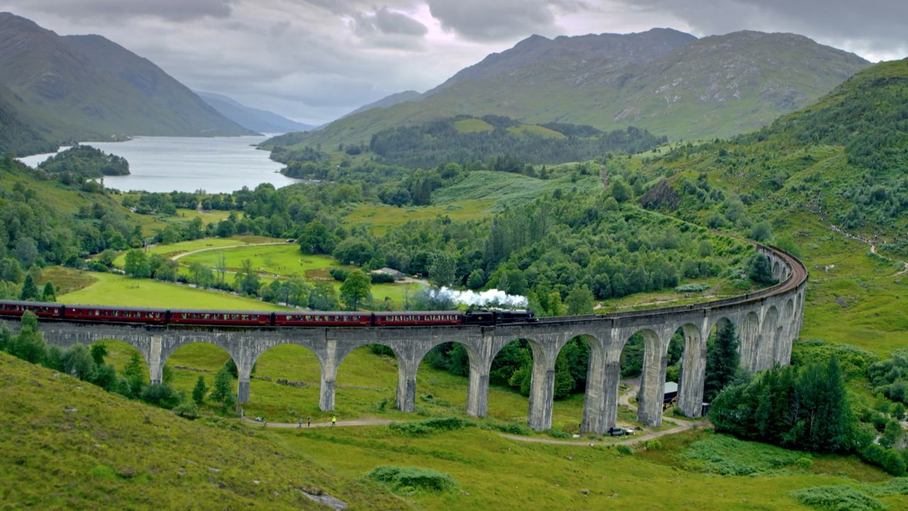 Preview thumbnail for This Magical Train Ride Was Used in a Harry Potter Film