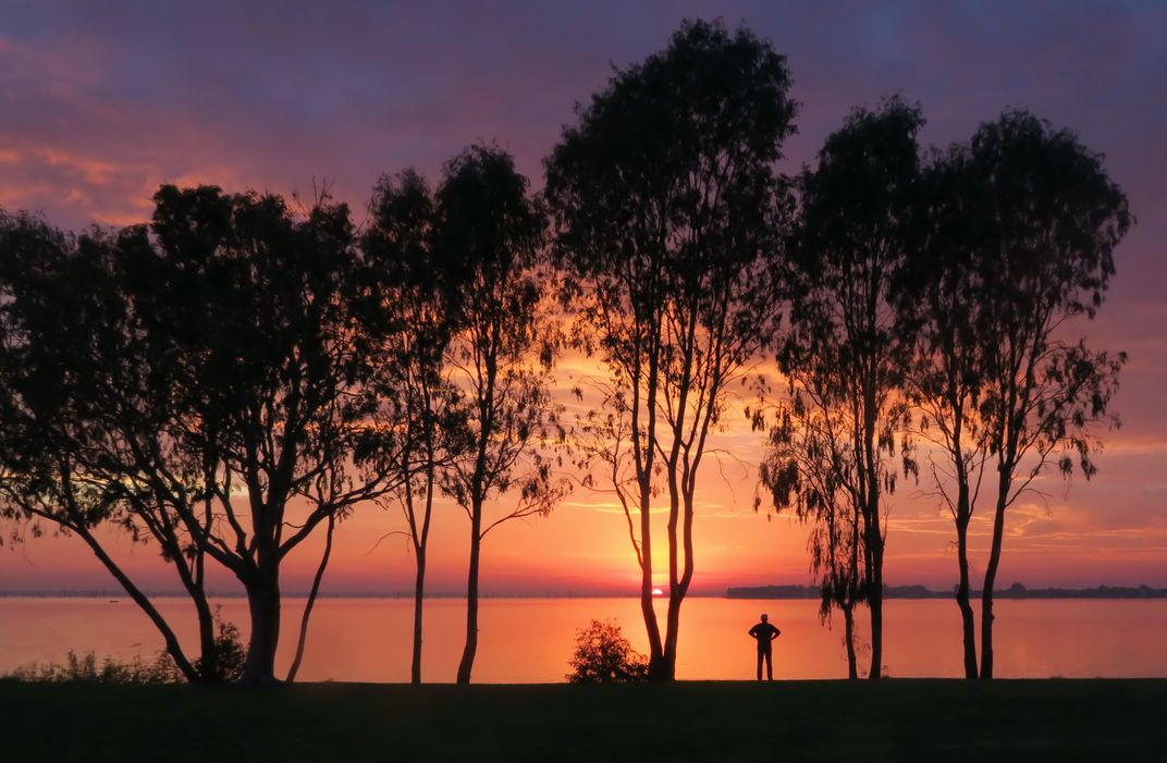 Sunrise over Lake Mulwala ANZAC Day 2018 Smithsonian Photo Contest