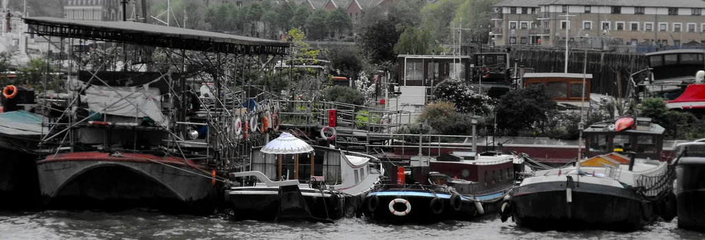 Thames Houseboats