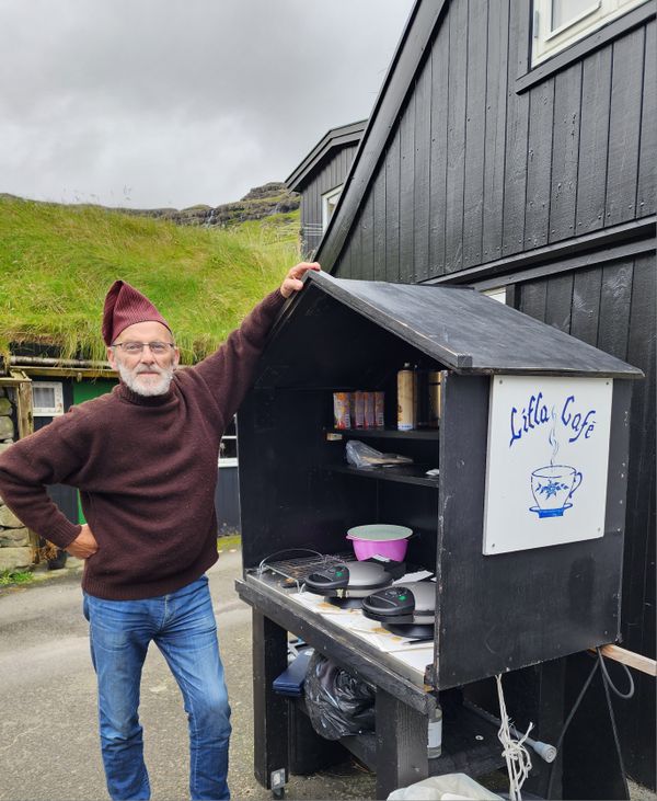 Faroese gentleman selling waffles thumbnail