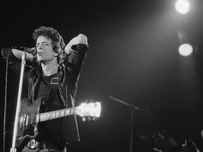Lou Reed performing in 1975