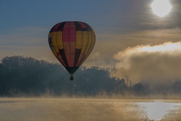 Balloon early in the morning. thumbnail